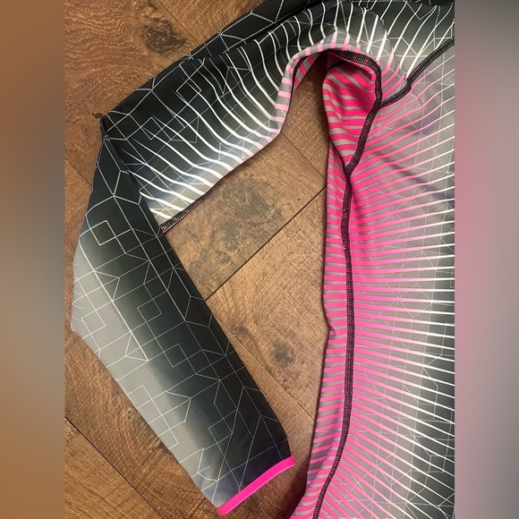 Nike pro Womens half 1/2 zip pullover Sz small - Picture 3 of 7